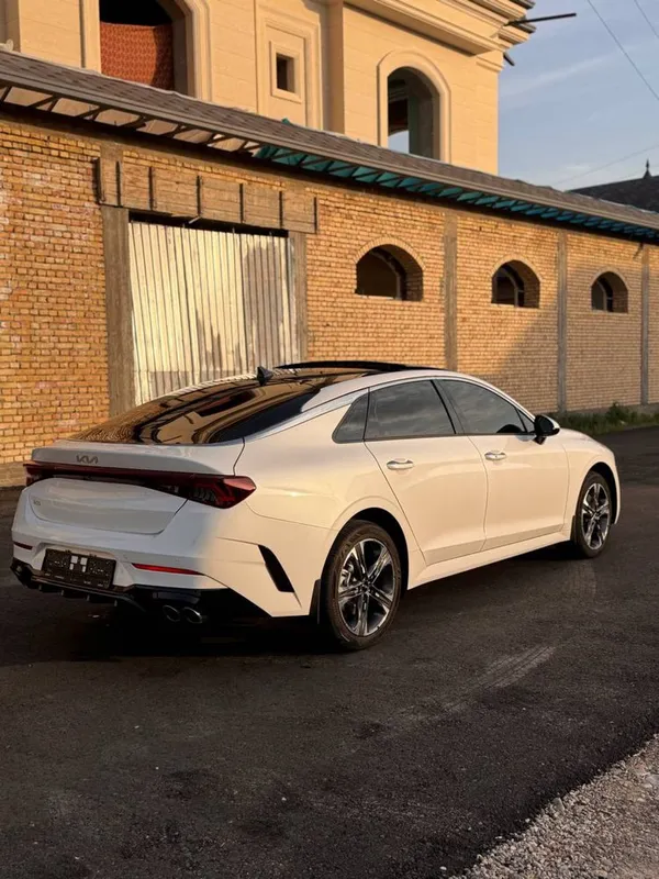 Kia K5 2025 Premium 2.0 Turbo 1