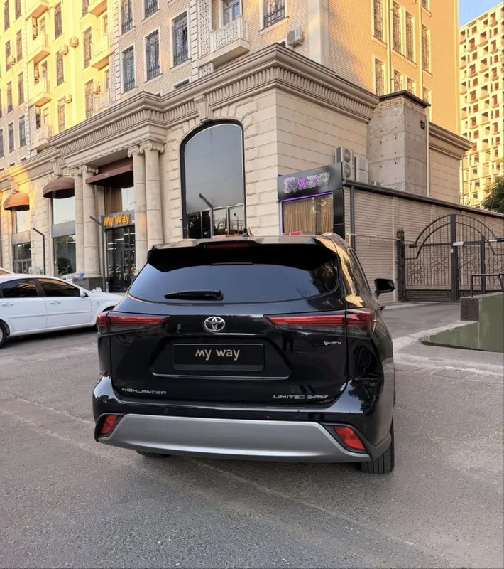 Toyota Highlander Limited 5 Toyota Highlander Limited 5