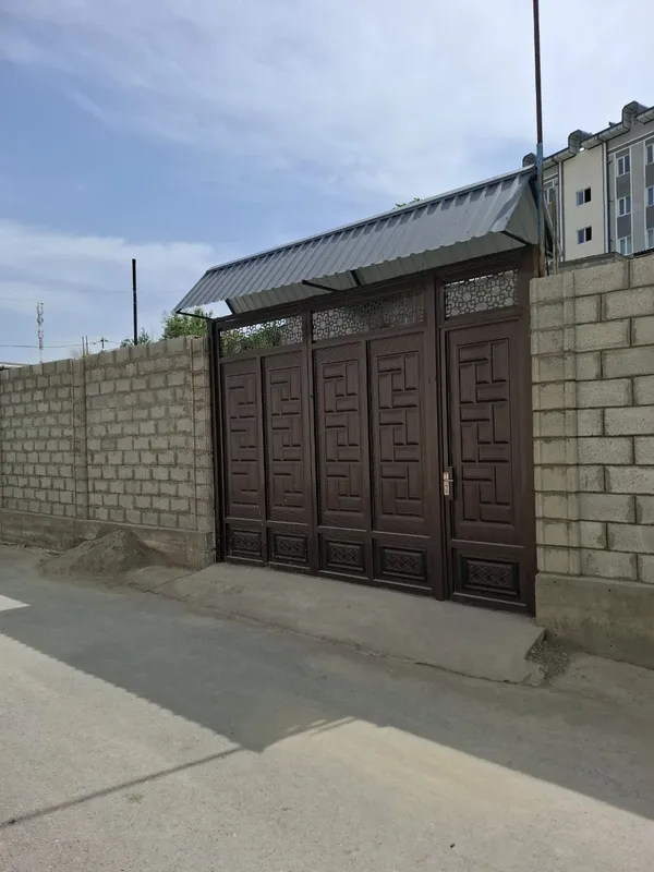 Ховли уй сотилади