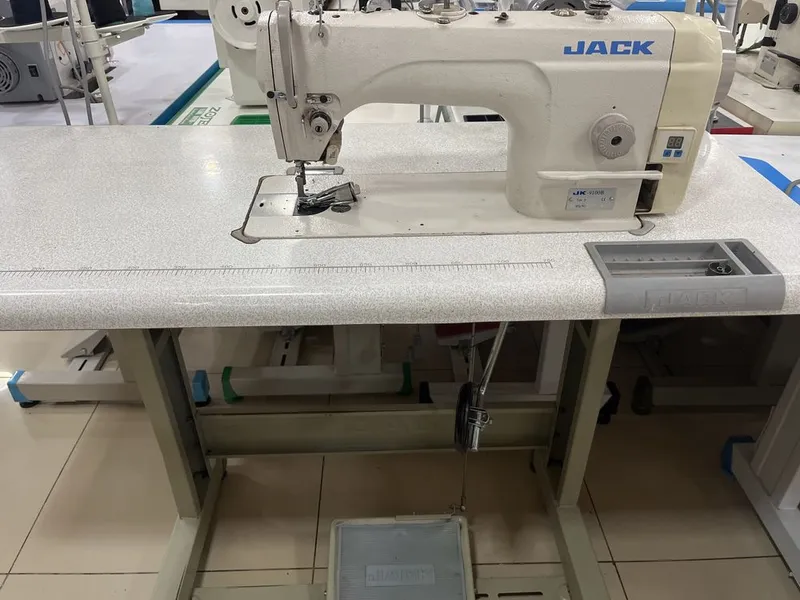 Jack 9100B тикув мошинаст Jack 9100B тикув мошинаст