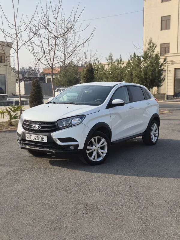 Lada X Ray 2020yil 1.8 motor Avtomat