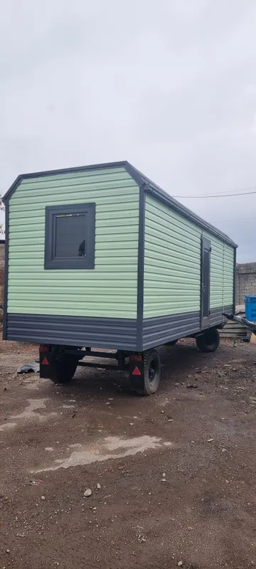 Домик на колесах новый дёшево срочно