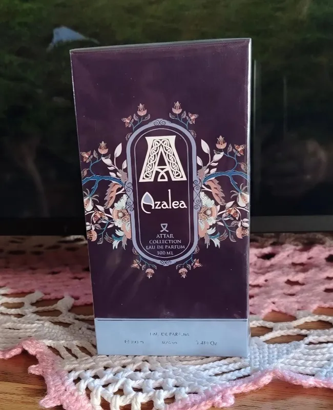 Продам Духи "Азалия"