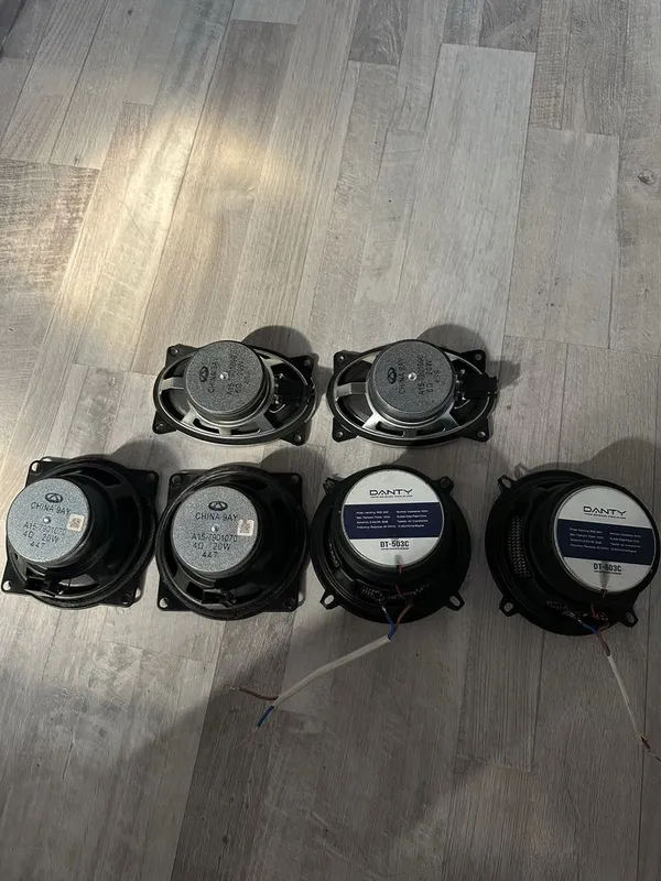 Продам калонки 13дюм 2 Продам калонки 13дюм 2