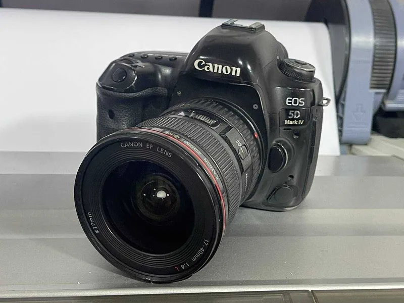 Сроно Canon II/III/IV аппаратлар арзон нархда 24-105//28-300/17-40 3 Сроно Canon II/III/IV аппаратлар арзон нархда 24-105//28-300/17-40 3