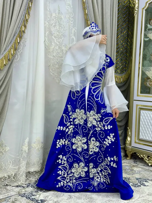 Женская одежда — фото 4