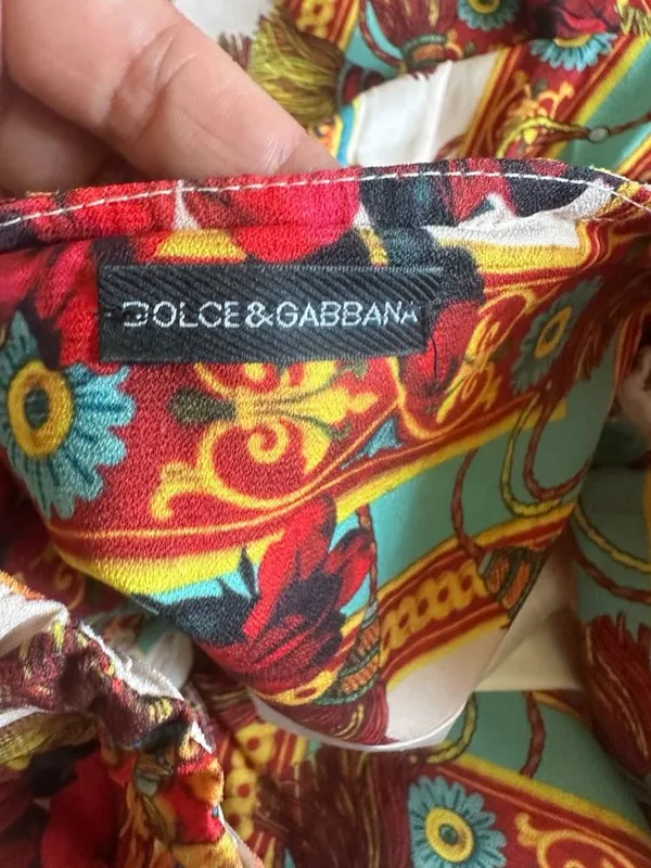 Продаеться детская одежда оригинал 3 Продаеться детская одежда оригинал 3