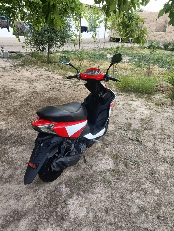 skuter r2 italia 2 skuter r2 italia 2