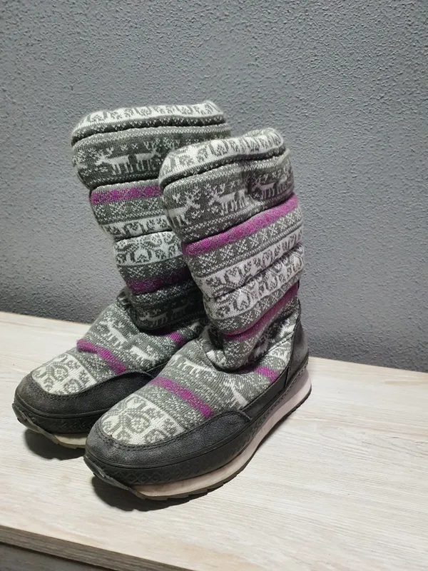 T. Taccardi Сапожки женские, на подкладке, рр 38 2