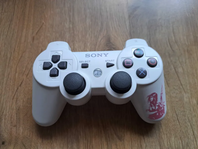 Коллекционный Sony PS 3 Final Fantasy XIII Deluxe Lightning джойстик
