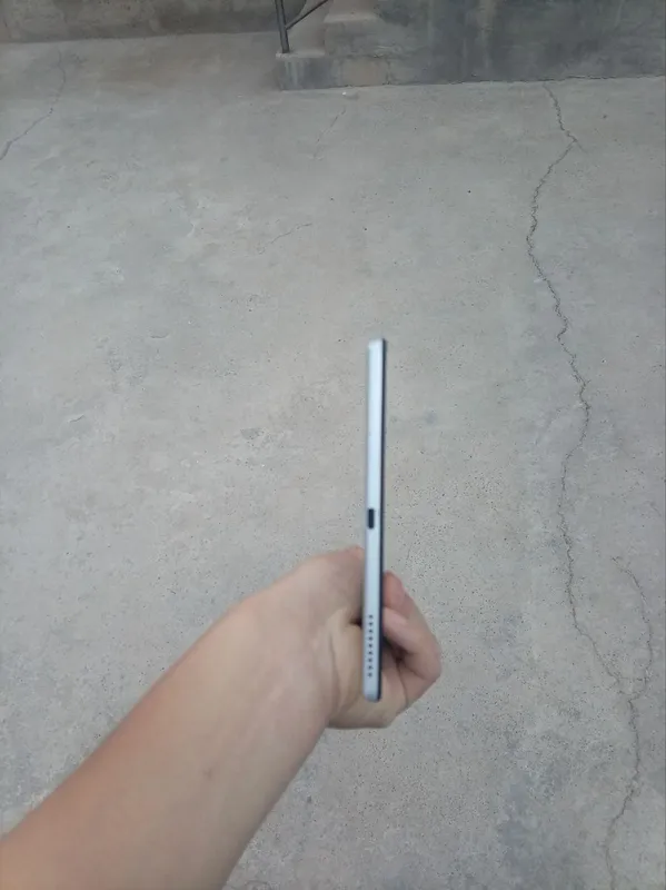 Lenovo Tab M10 ayir boshlashga tellar bulsa buladi — фото 2