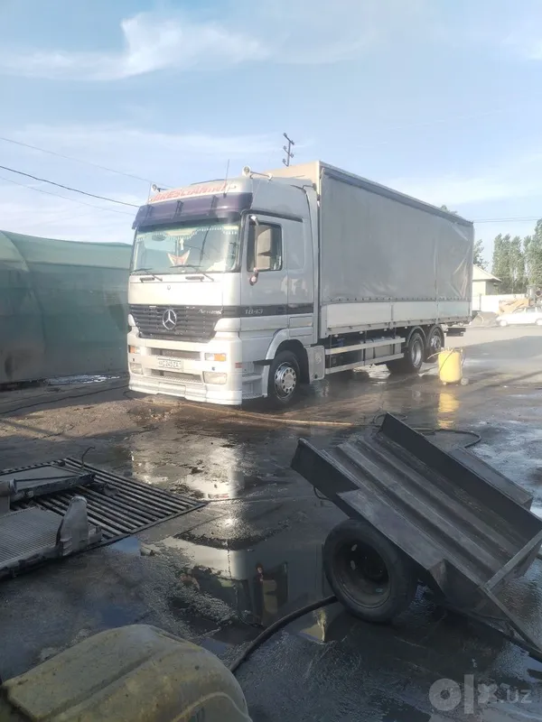 Mercedes Actros 2002-yil 2 Mercedes Actros 2002-yil 2