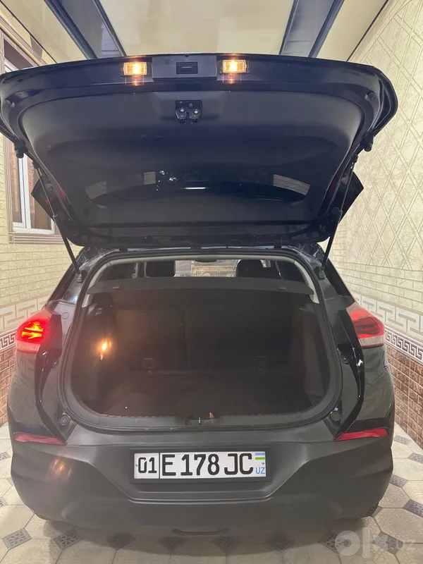 Chevrolet Tracker 2 kraska toza xolati zo'r 2 Chevrolet Tracker 2 kraska toza xolati zo'r 2