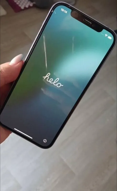 IPhone 12/128 5 IPhone 12/128 5