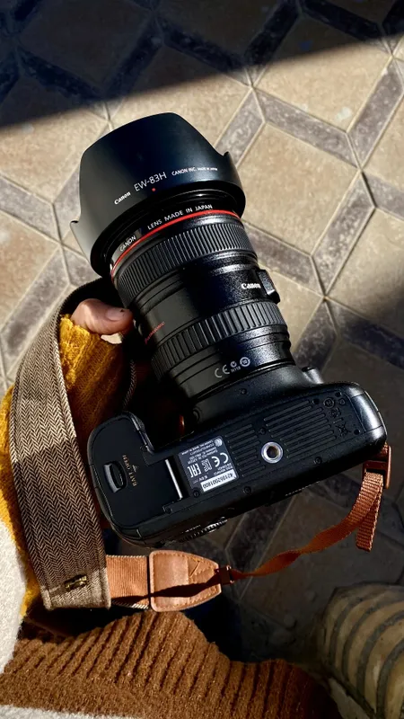 Canon 6d aparat komplekt sotiladi
