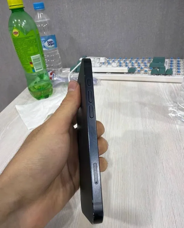 Iphone 16e 128gb 4