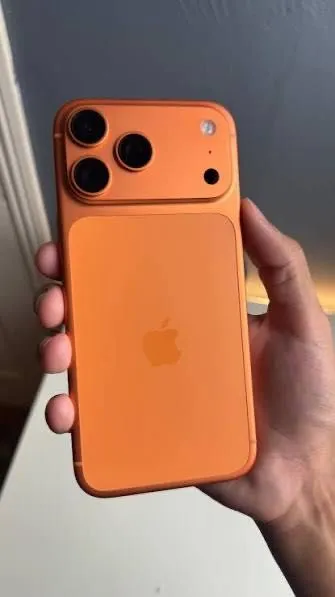iPhone 17 Pro Max 512 GB Cosmic Orange iPhone 17 Pro Max 512 GB Cosmic Orange