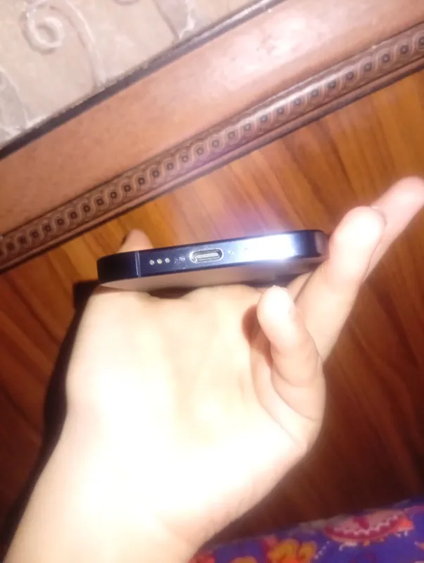 iPhone Pro 15 3