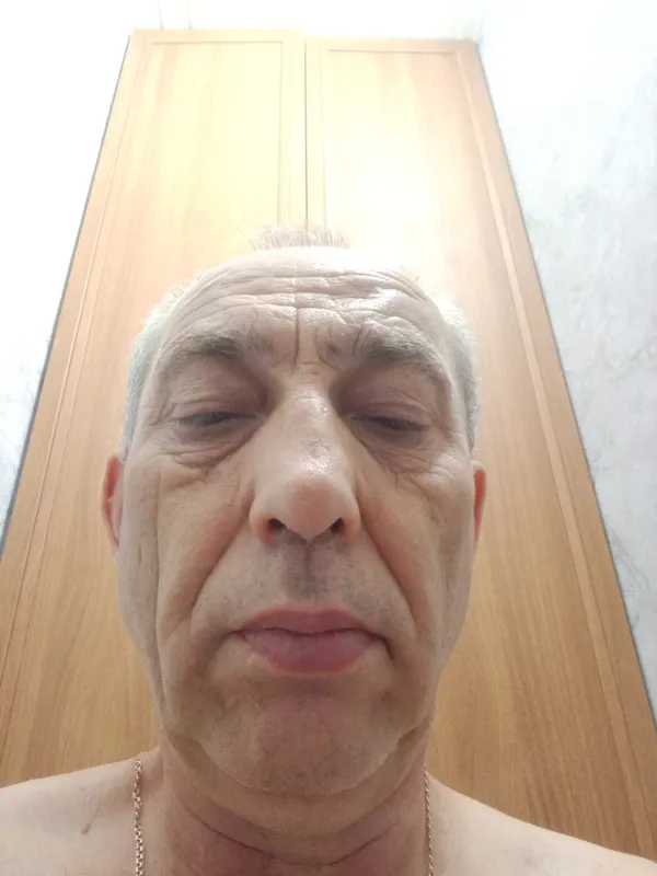 Bir soatlik usta: santexnik, elektrik, kafelchi, bo‘yoqchi Bir soatlik usta: santexnik, elektrik, kafelchi, bo‘yoqchi