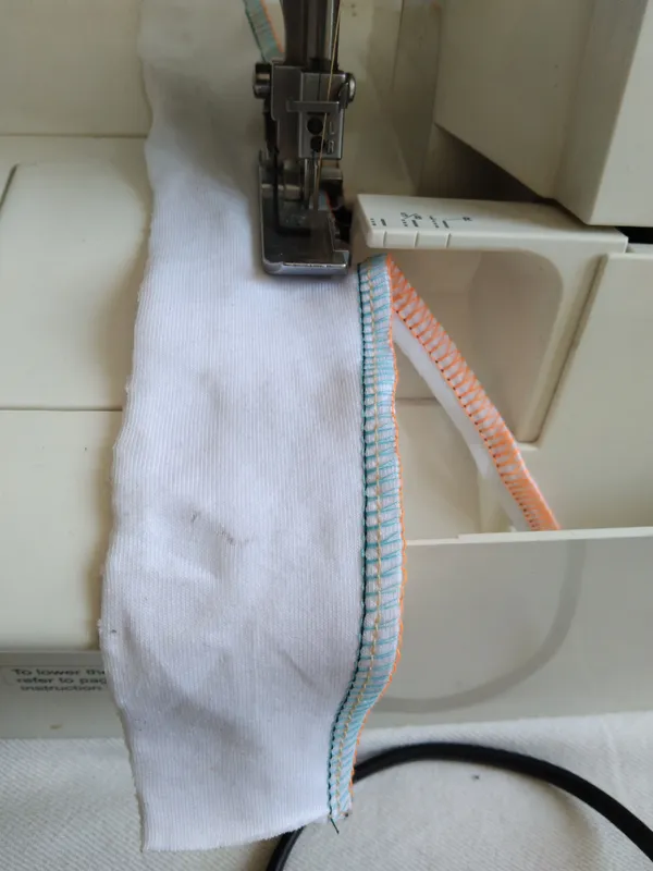 Оригинальный оверлок Janome 5