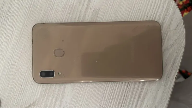 Samsung galaxy A20 2