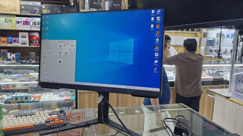 Samsung 24" Gaming Monitor 144hz 2