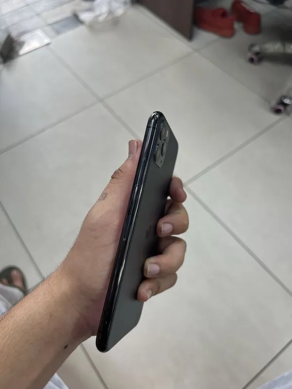 iphone 11 pro max CH/A 256/** 3 iphone 11 pro max CH/A 256/** 3