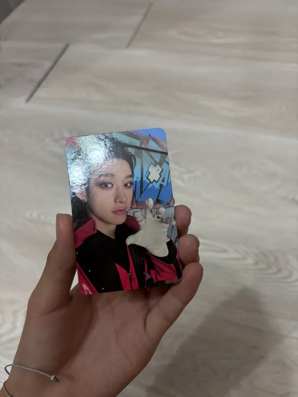 Stray Kids’ning Ban Chani rasmiy kartasi (Karma) 1