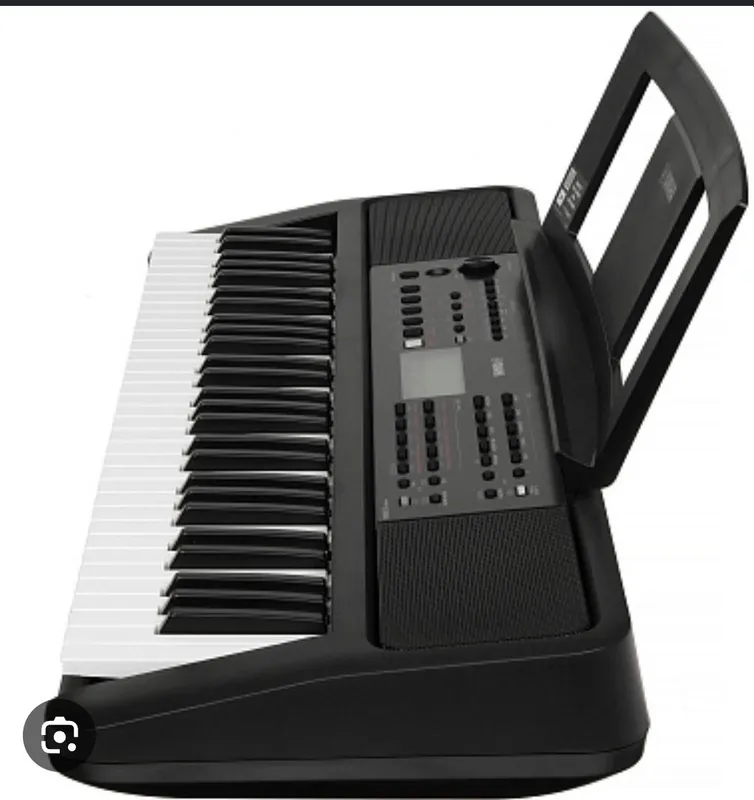 Yamaha PSR 383 sintezatori, MIDI klaviaturasini sotaman 2 Yamaha PSR 383 sintezatori, MIDI klaviaturasini sotaman 2