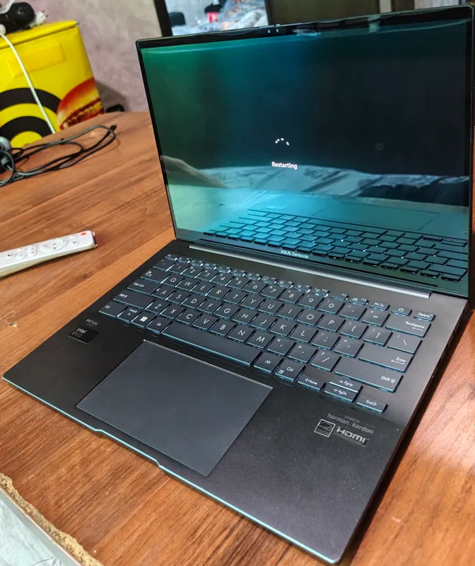 Asus ZenBook 14