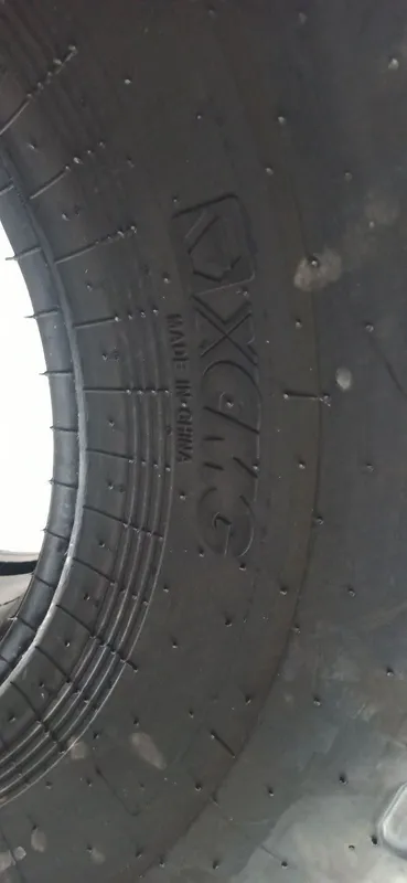 XCMG 23.5-25 18sloy yaxshi balon 3