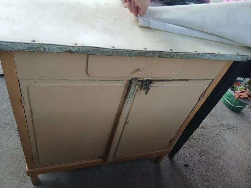 Stol/stolikni bepul beraman 4 Stol/stolikni bepul beraman 4