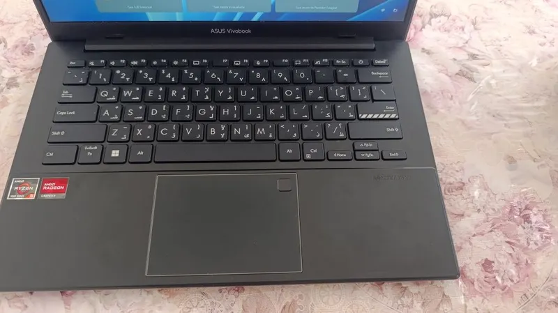ASUS vivobook Noutbook — фото 3