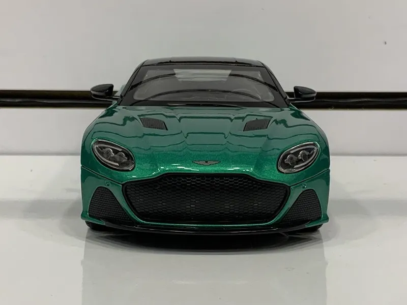 Modelka Aston Martin DBS Superleggera 1:24 1