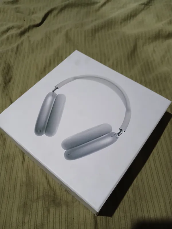 AirPods Max