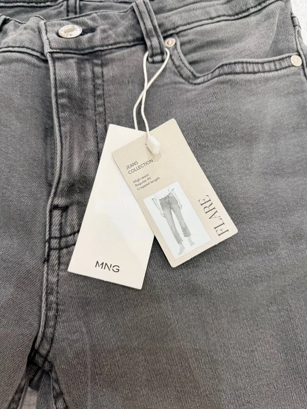 Джинсы Mango 4 Джинсы Mango 4