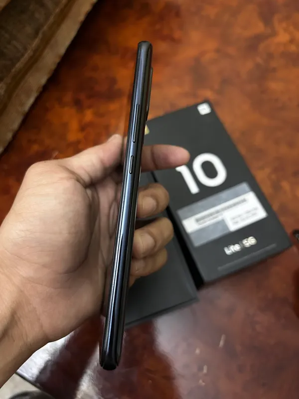 MI 10 Lite — 200 000 сум, ещё договоримся 2