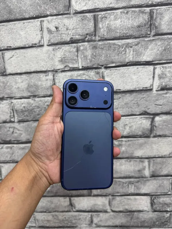 IPhone 17 pro max Dubay versiya — фото 1