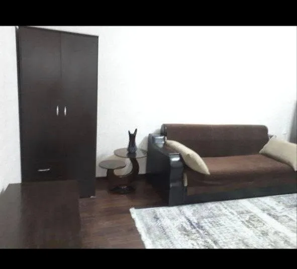 Уютная 1-комнатная квартира (переделана в 2-комнатную), 35 м², 2/5 1