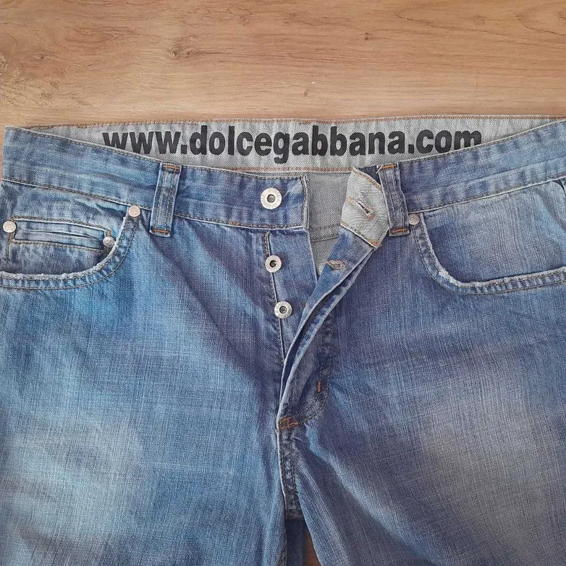 Джинсы Dolce & Gabbana Don"t Touch My Bum / W33 — фото 2