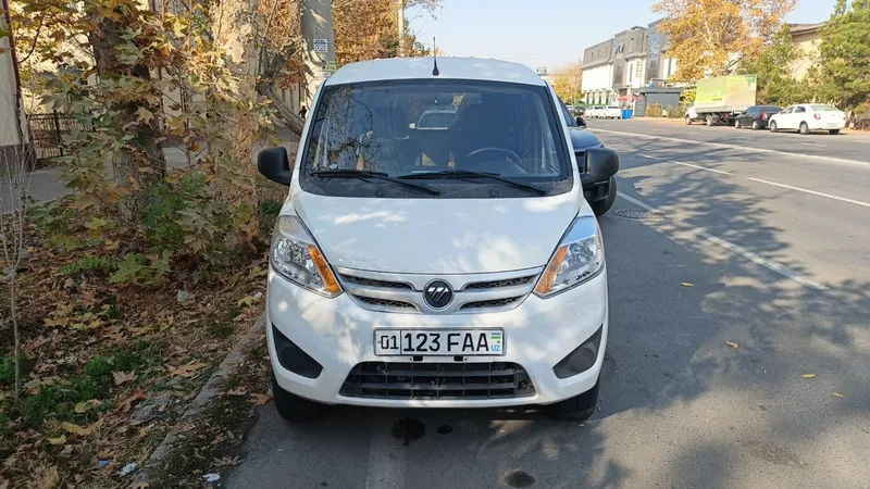Foton grantour v3 miniven mashina pradayotsa 4 Foton grantour v3 miniven mashina pradayotsa 4