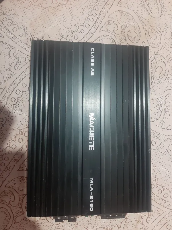 Macheta uselitel 4