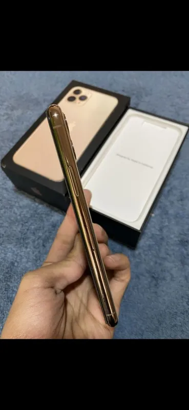 Iphone 11 pro sotiladi xotira 64g — фото 1