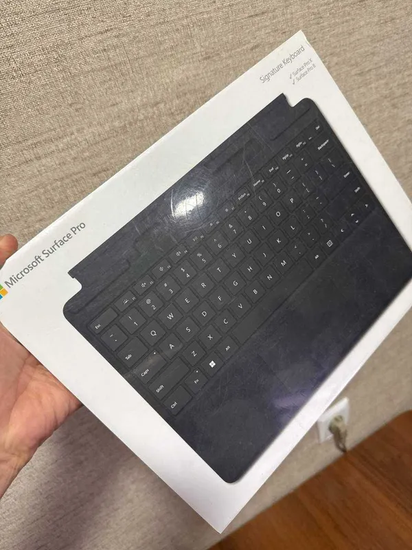 Surface Signature Keyboard pensil mouse