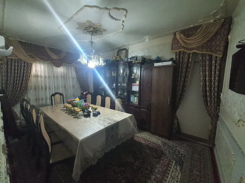 Algaritmda 4 xonali 96 kv.m. kvartira sotiladi 5