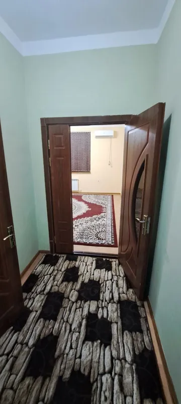 Qarshi shahri, Kola magazin oldida 2xonali, 3 qavatdan. IJARA 5 Qarshi shahri, Kola magazin oldida 2xonali, 3 qavatdan. IJARA 5
