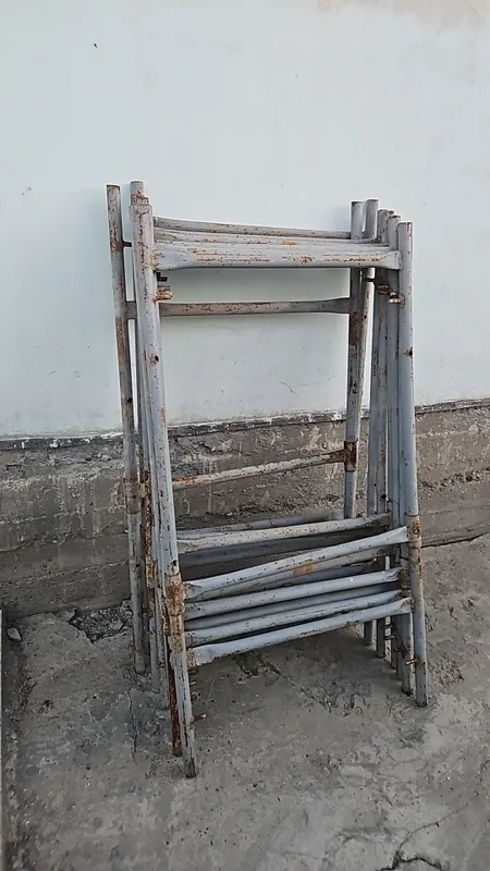 Lesa komplekt temir katta va kichik razmerda. 2 Lesa komplekt temir katta va kichik razmerda. 2