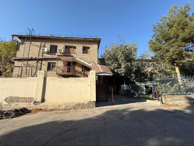 TAYYOR UMUMIY MAYDONI 190 m2 TURAR joy sotiladi #a643 — фото 1