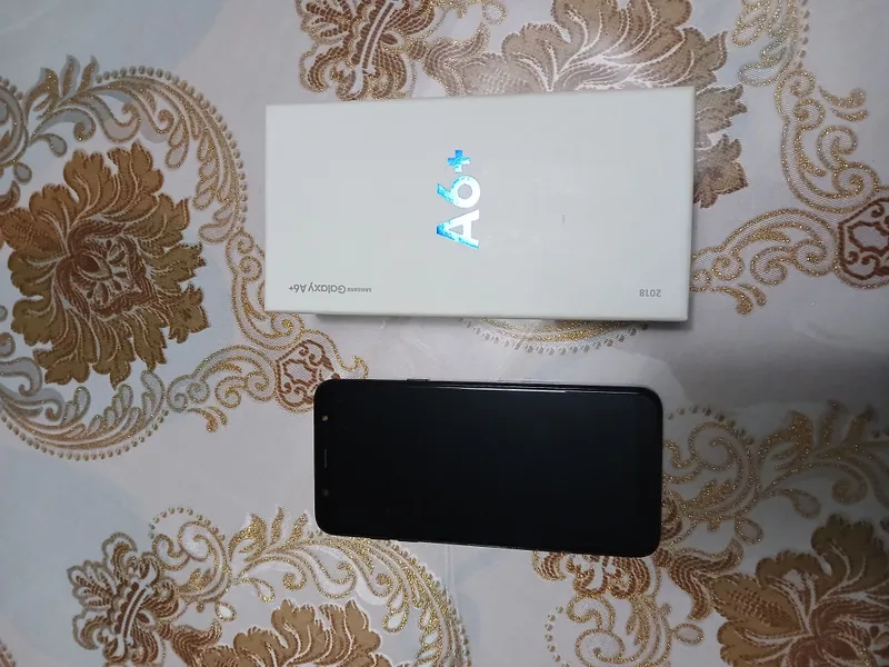 Samsung A6+