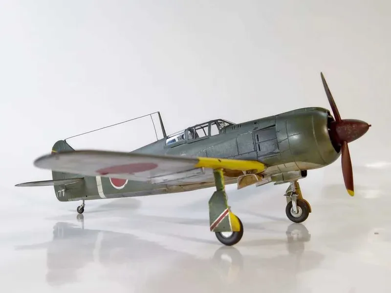 Сборная модель самолета Ki-100 (Hasegawa 1/48) 3